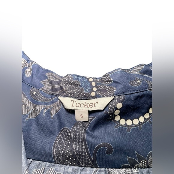 Tucker NYC Navy Paisley Blouse 100% Cotton Size Small - Picture 6 of 7